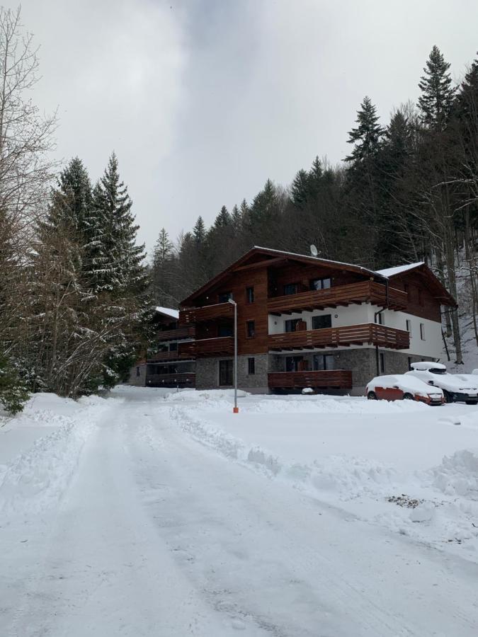 Lucnica Apartments Tale Exterior photo