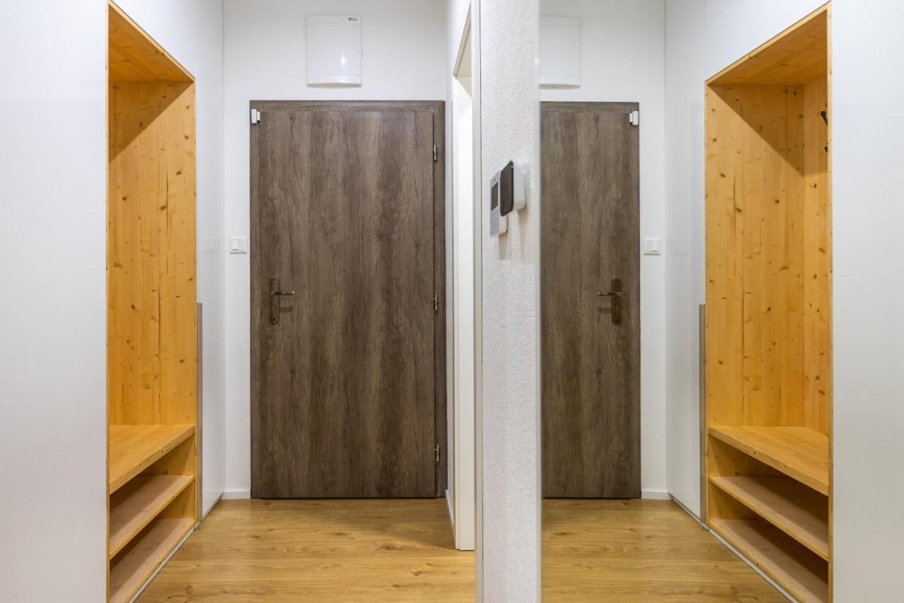 Lucnica Apartments Tale Exterior photo